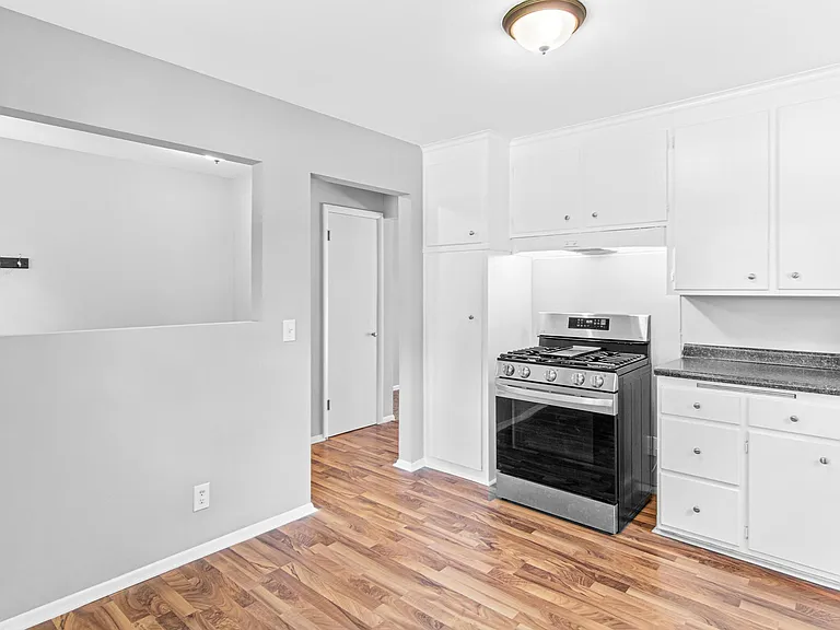 635 51st Ave NE #635 — Photo 8