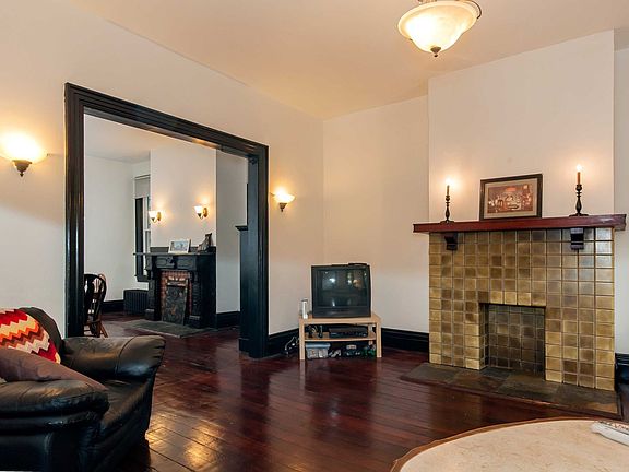 3rd image of 358 Lehigh Ave #1
