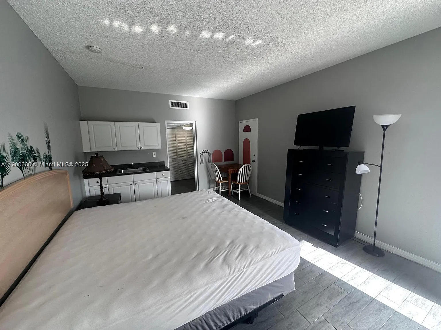Diplomat Golf & Racquet C — Photo 4