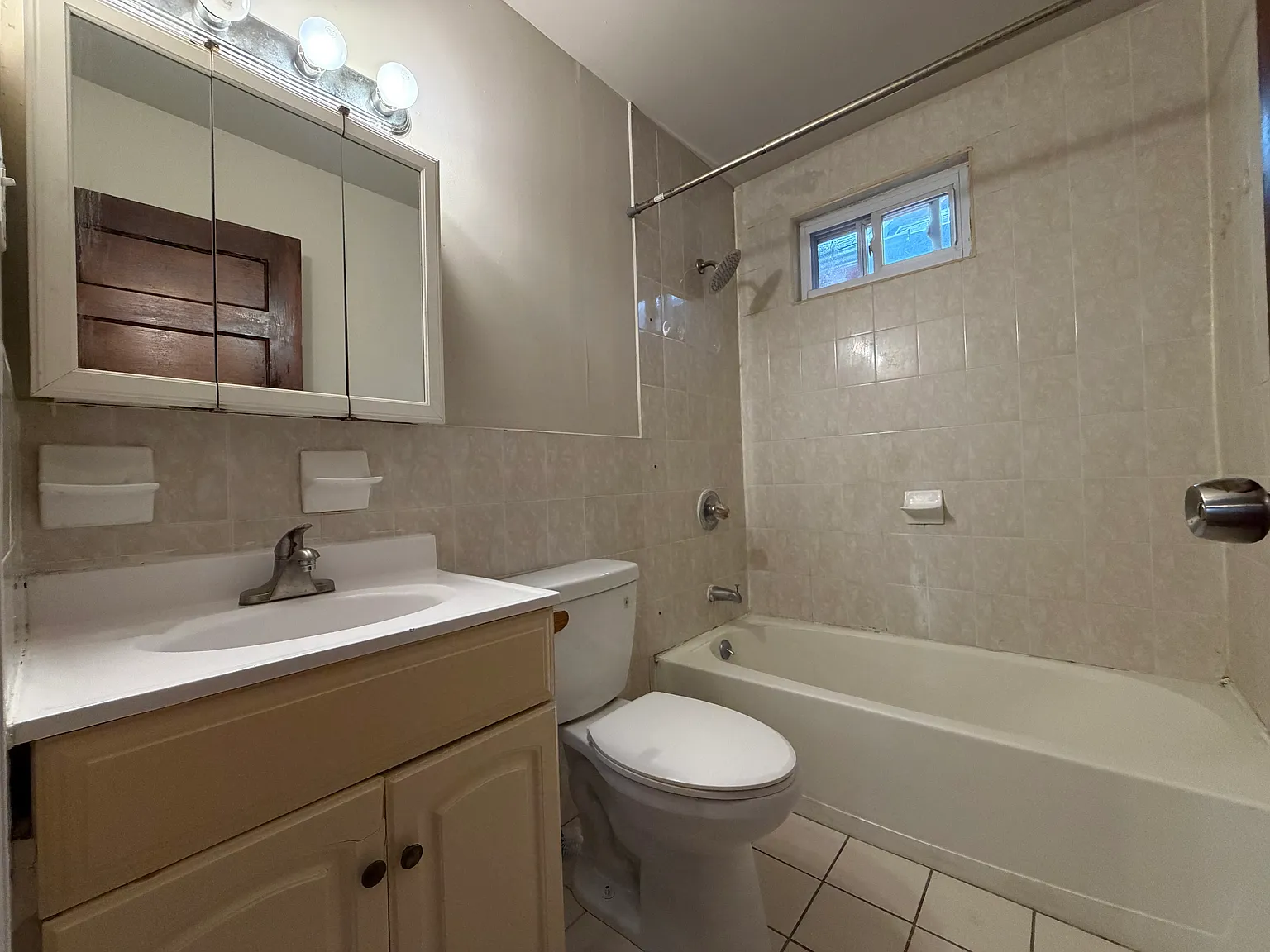 2 bed, $1,850 — Photo 4