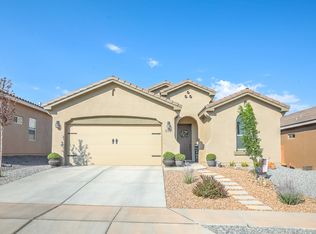 6951 Dusty Dr NE, Rio Rancho, NM 87144