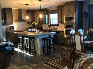 57715 Old Red Ln, Lenox, MI 48048