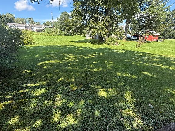5th image of 136 Old Rd