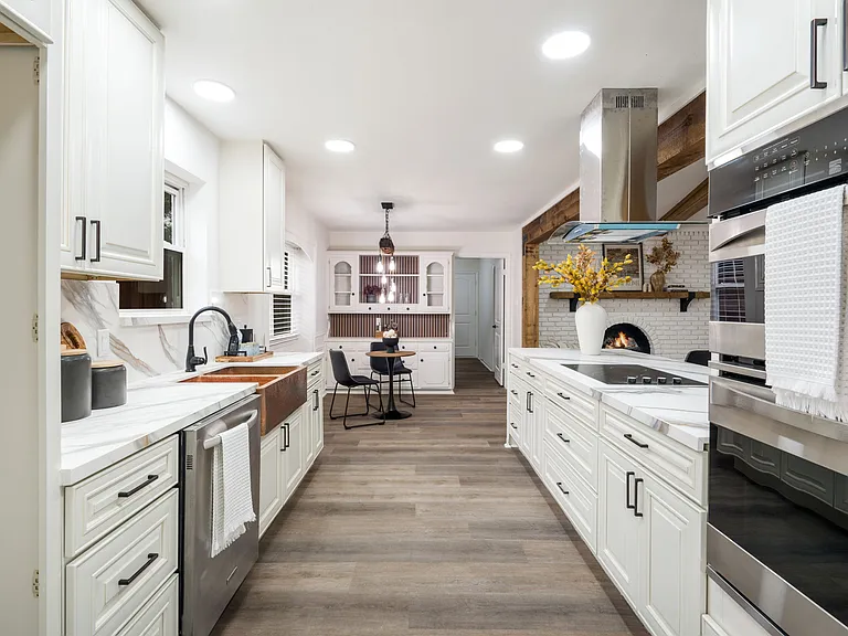 10922 Ferndale Rd — Photo 5