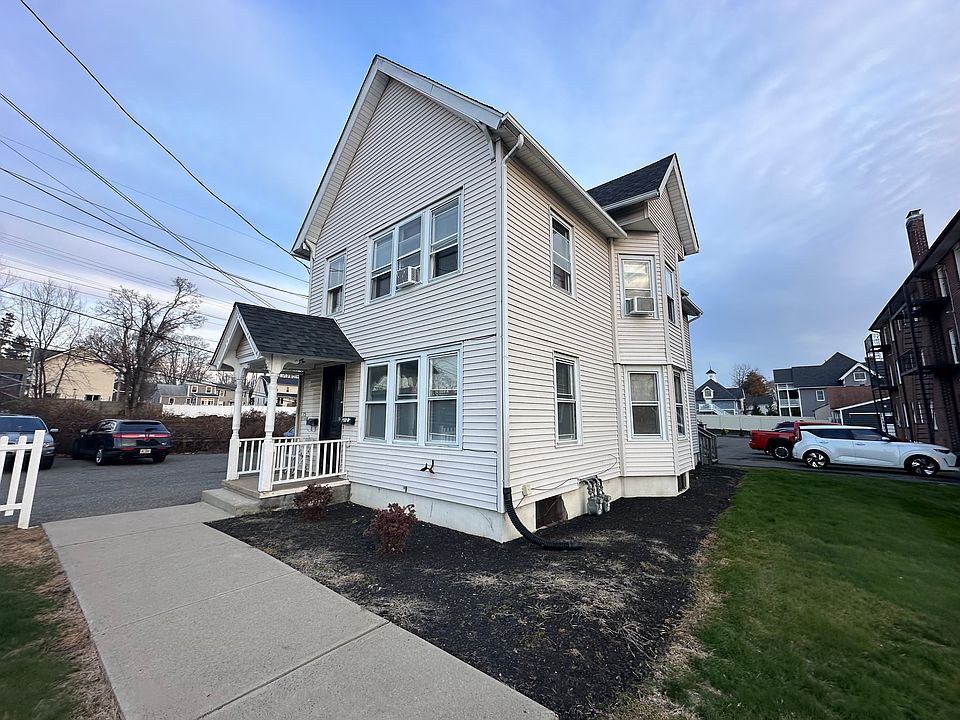 Street Facing angle of house