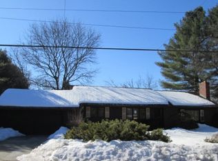 191 N Acres Rd, Manchester, NH 03104