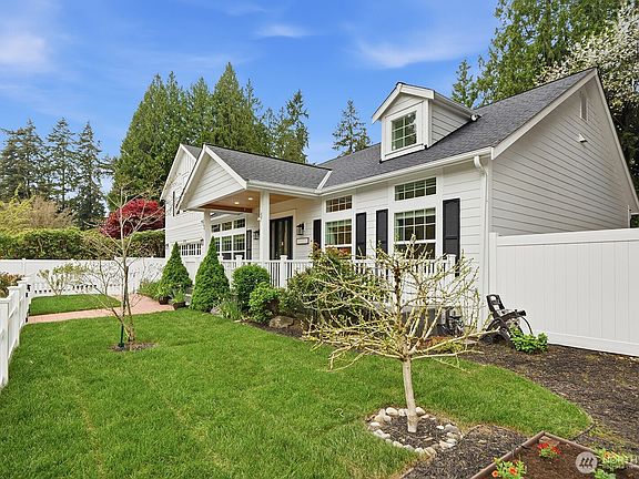 3rd image of 9702 NE 198th Street
