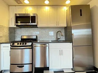 Rented by Silver Line Realty Group NY LLC