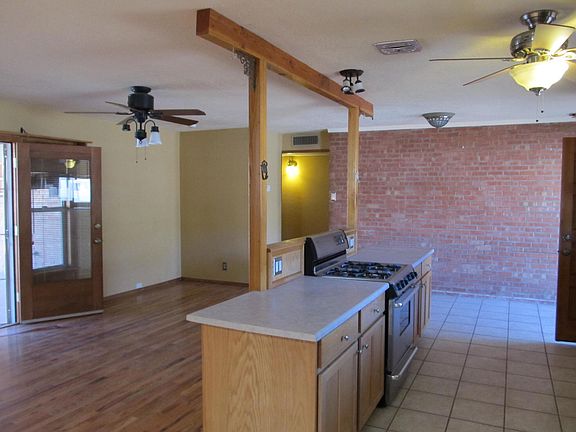 3rd image of 3319 Ciniza Dr