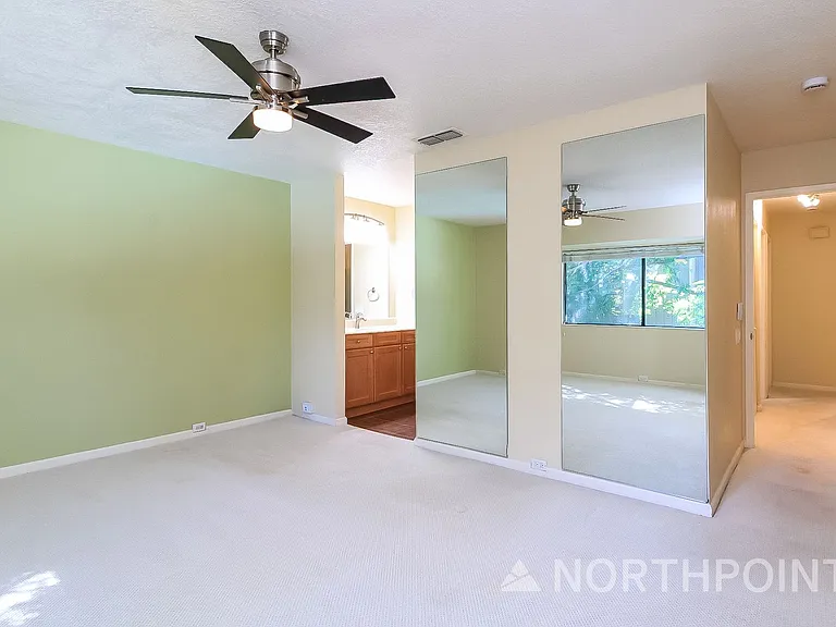 608 Woodside Sierra #2 — Photo 8