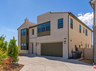 21166 Canyon View Pl, Chatsworth, CA 91311