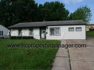 1112 N Indian Ln, Independence, MO 64056