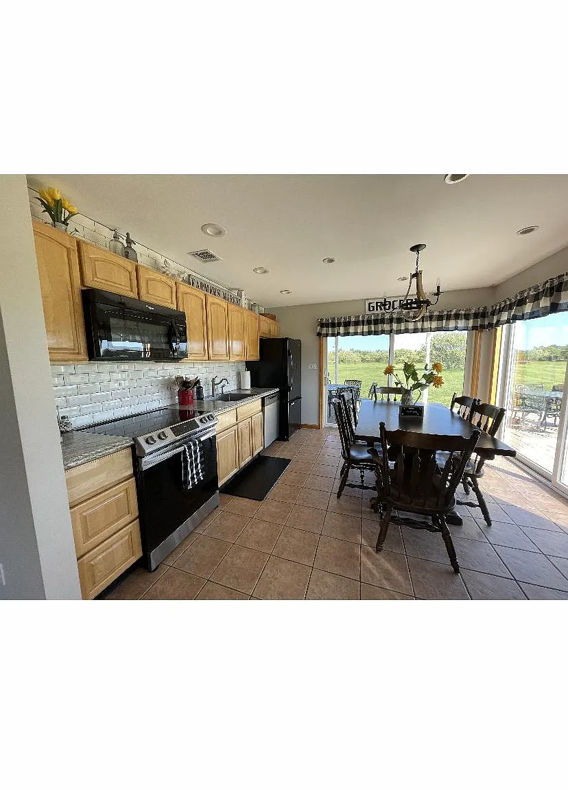 140 Platt Rd — Photo 3