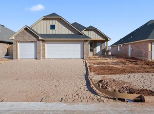 5104 Misty Wood Ln, Mustang, OK 73064