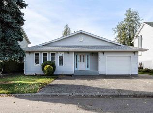 7523 Garnet Dr, Chilliwack, BC V2R 3A9