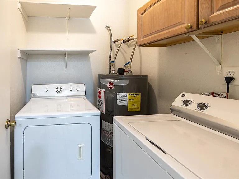 1512 Jabbet Dr — Photo 11