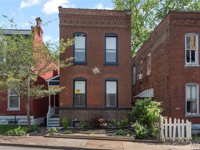 1944 Provenchere Pl, Saint Louis, MO, 63118