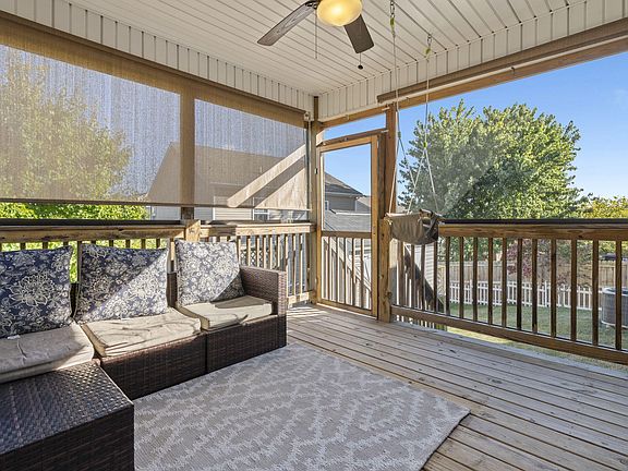 3rd image of 704 Newtown Springs Dr