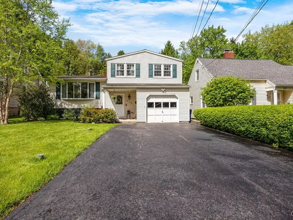 424 S Terry Rd, Syracuse, NY 13219