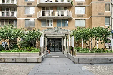 Rented by (Legacy) Elegran