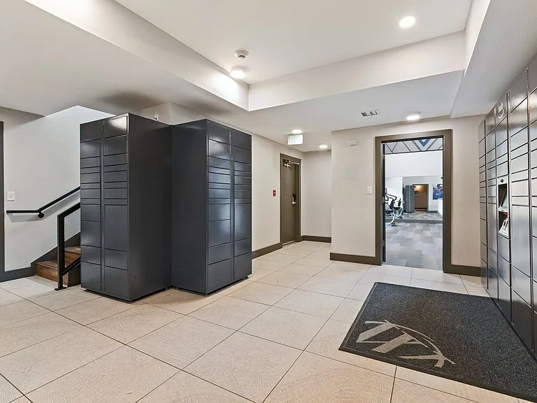 Enjoy 24-hour access to receiving packages with our smart parcel lockers.