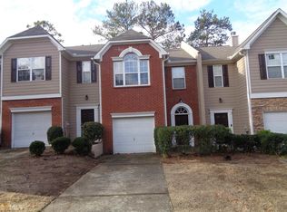 33 Oak Green Dr, Lawrenceville, GA 30044