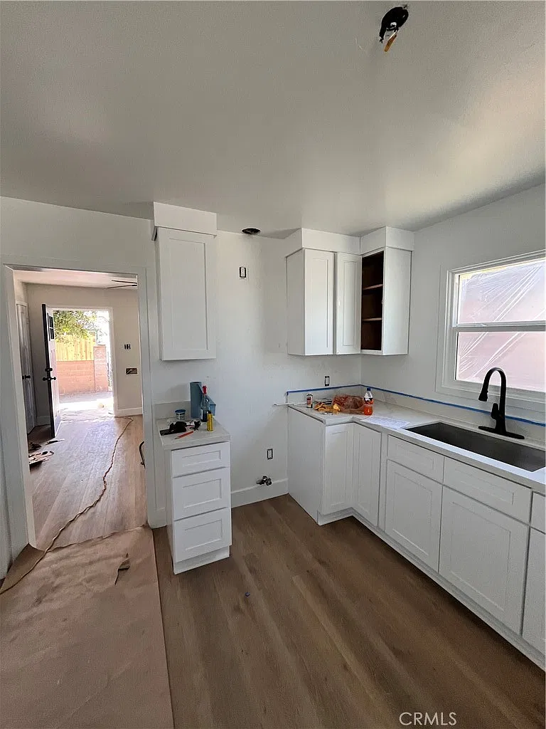 2 bed, 716 sqft, $2,600 — Photo 4