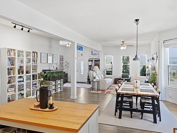 5th image of 245 W 31st St