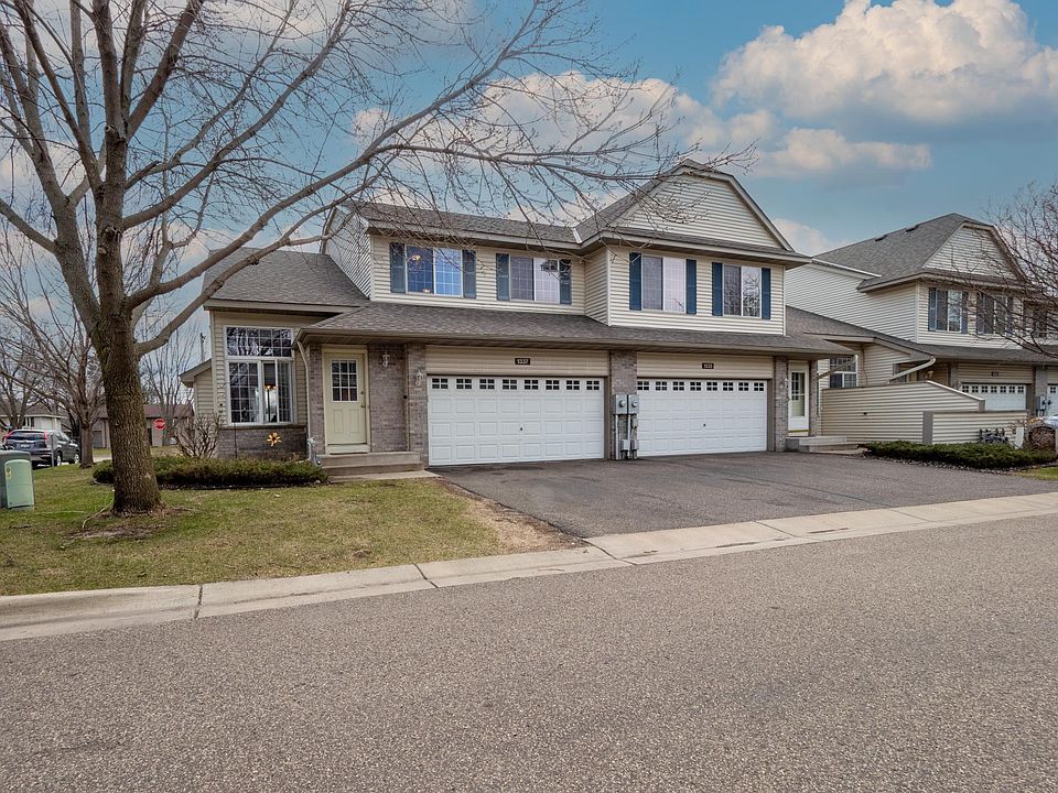 1st image of 1337 Chamber Oaks Dr