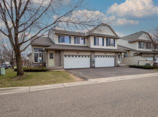 1337 Chamber Oaks Dr, Minneapolis, MN 55432