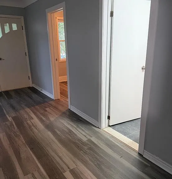 1536 Marentette Ave — Photo 5