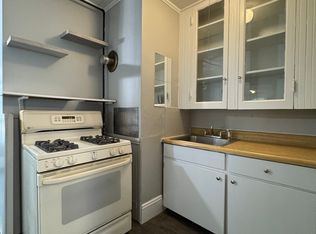 592 Rimmon St APT 2F, Manchester, NH 03102