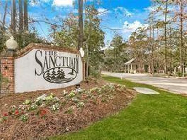 1 Crystal Lake Ln, Mandeville, LA 70471
