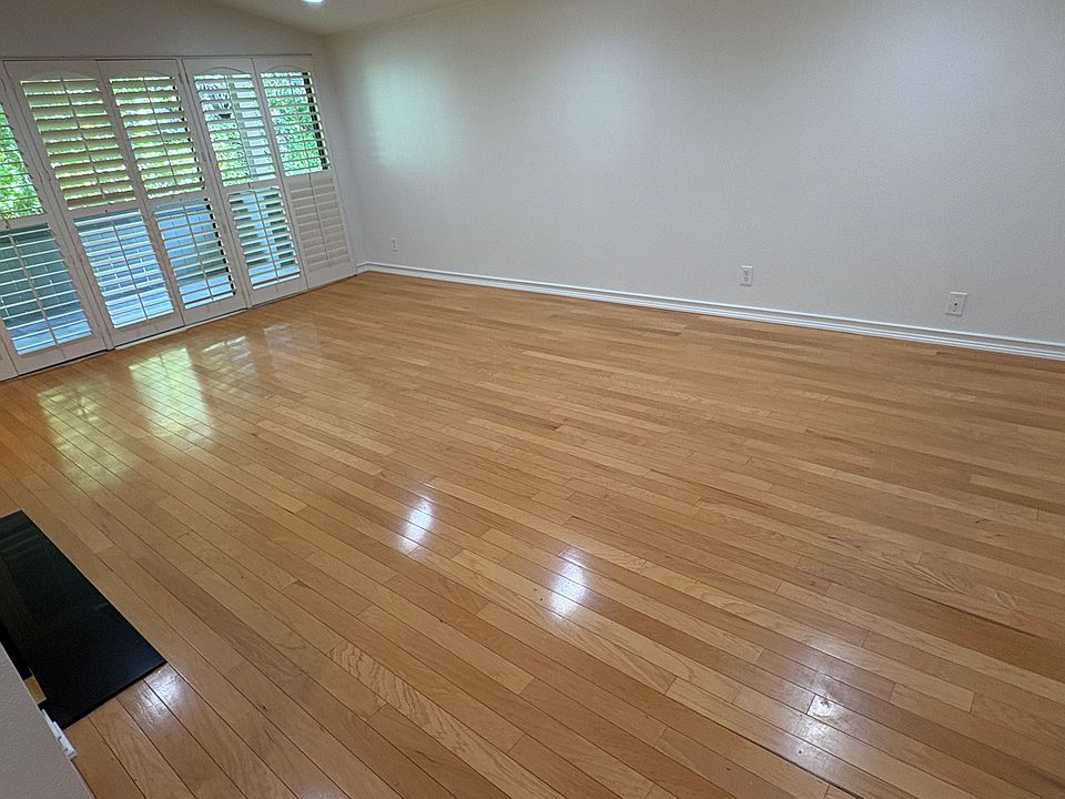 1st image of 14333 Saratoga Ave APT 16