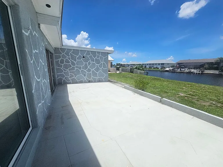 3810 SE 12th Ave — Photo 15