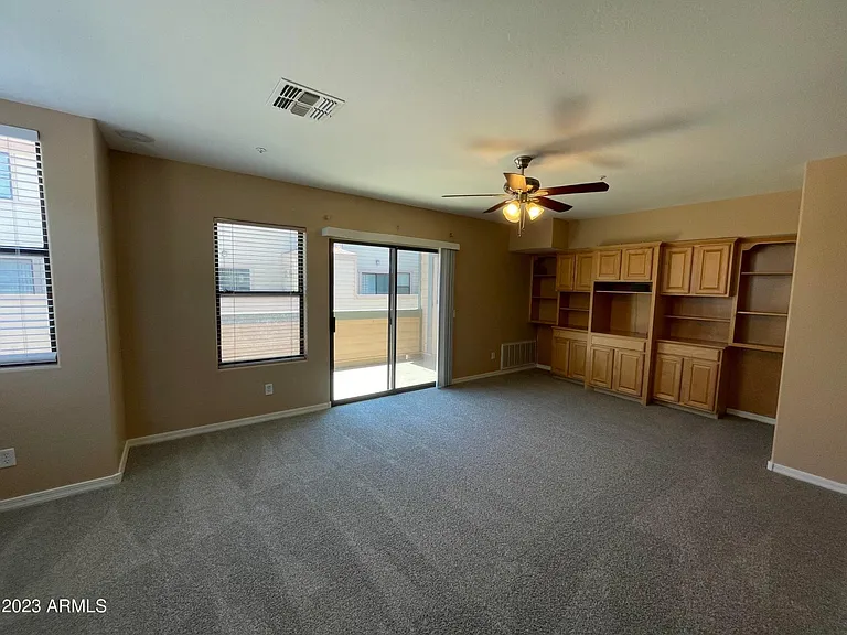 750 S Beck Ave — Photo 7