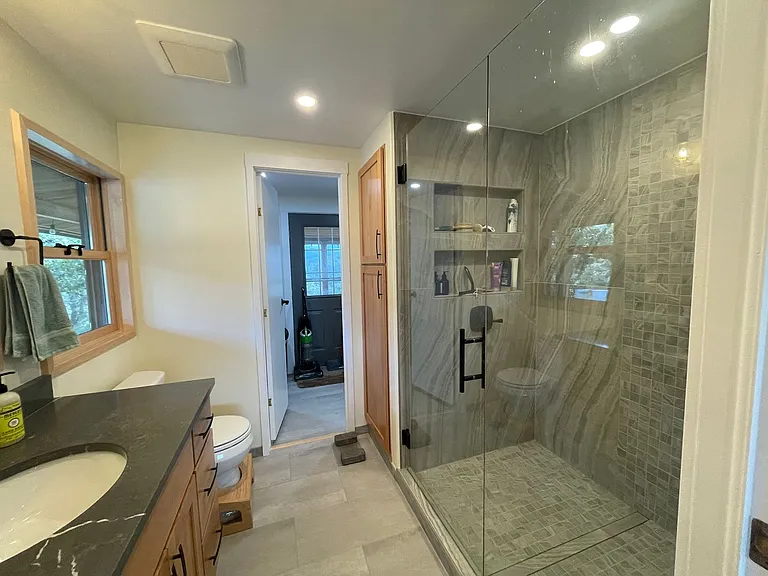 2103 Little Applegate Rd — Photo 39