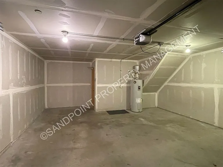327 Olive Ave #G — Photo 21