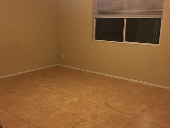 4th image of 18008 N 34th Dr