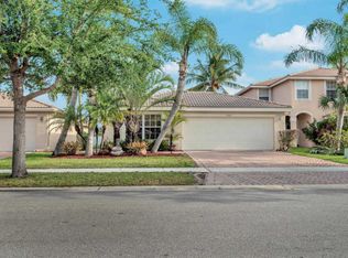 5049 Northern Lights Dr, Greenacres, FL 33463