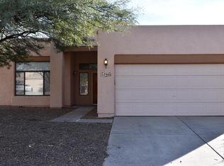 7086 N Avenida Adella, Tucson, AZ 85741