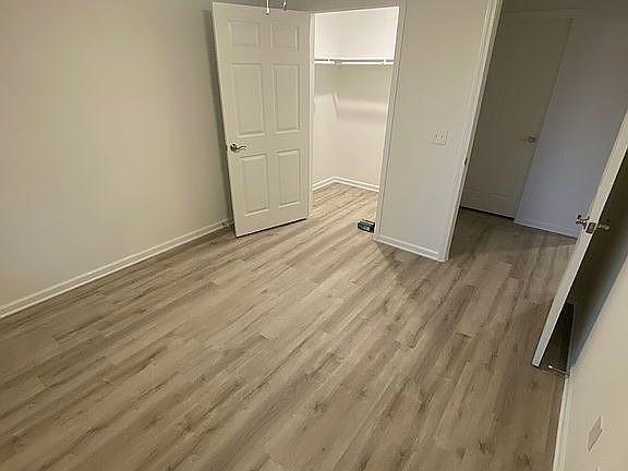 2nd Bedroom & Walk In Closet