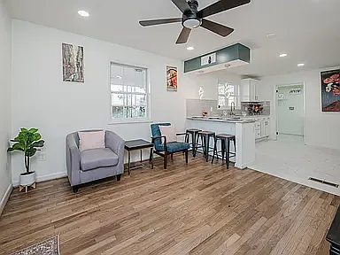 7321 Naples Ave — Photo 4