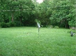 8407 Holmes Rd, Kansas City, MO 64131