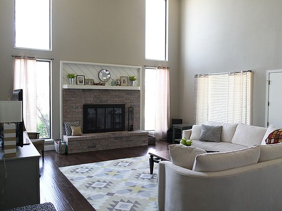 3rd image of 6604 NW 96th St