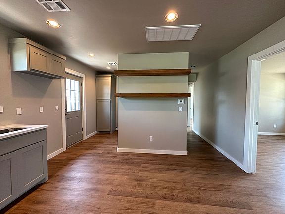 5th image of 5008 N Asbury Ave