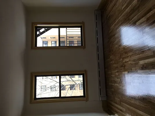 Rented by Peter Meskouris LREB | media 24