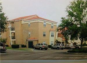 1st image of 7320 Westpointe Blvd APT 512