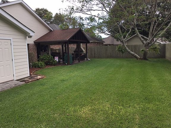 4th image of 3029 Mark Twain St