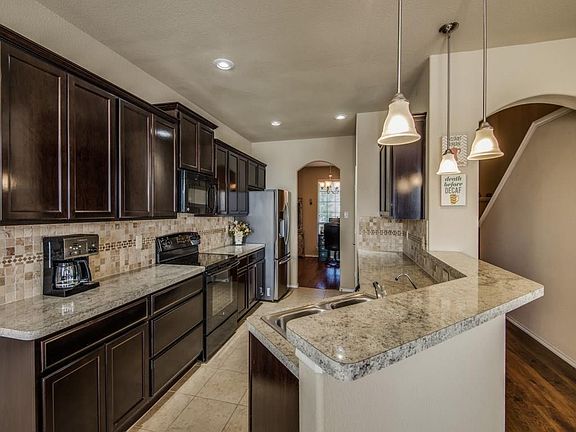 4th image of 1811 Fairweather Dr